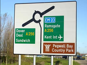 Micro-prismatic reflective